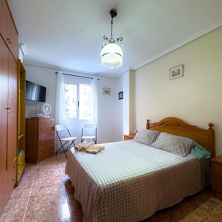 Rooms In Valencia Great Location In Shared Apartment Ngoại thất bức ảnh