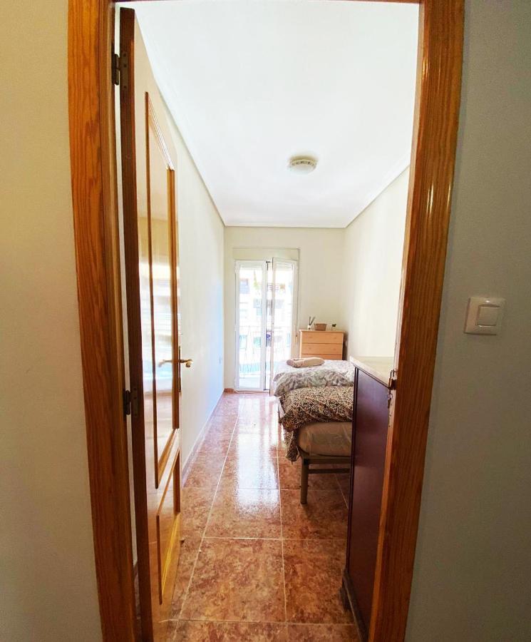 Rooms In Valencia Great Location In Shared Apartment Ngoại thất bức ảnh